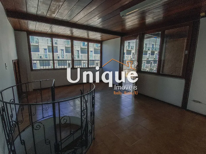 Cobertura com 3 quartos à venda, 200m2 em São Bento, Cabo Frio - RJ - imagem 8 Foto 8 de Cobertura com 3 quartos à venda, 200m2 em São Bento, Cabo Frio - RJ