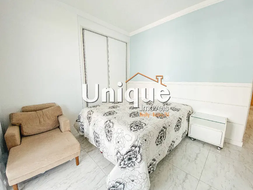 Foto 6 de Apartamento com 3 quartos à venda, 140m2 em Algodoal, Cabo Frio - RJ