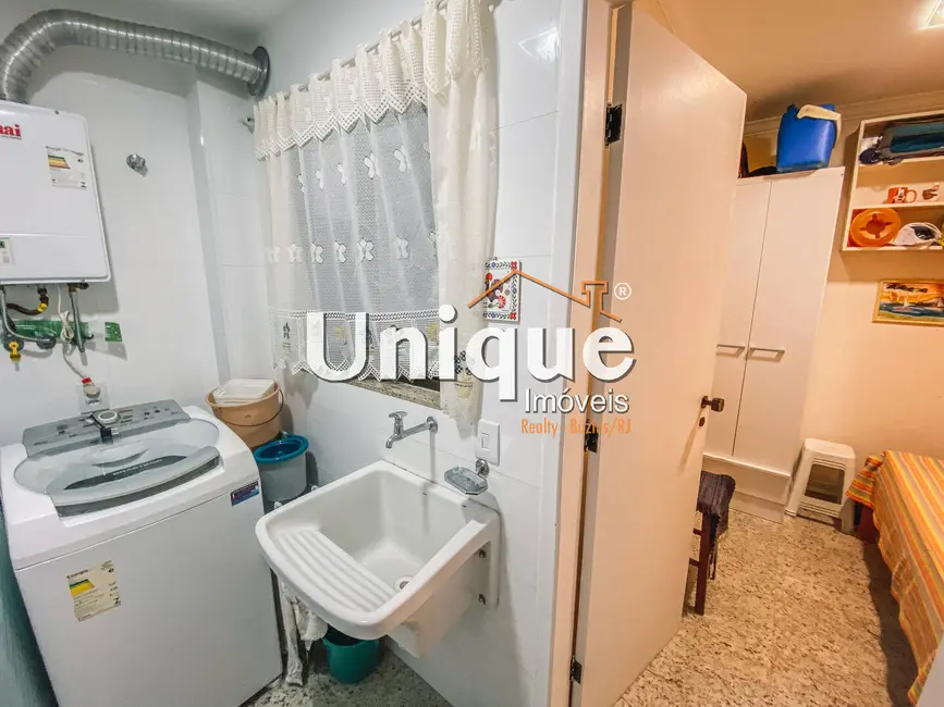 Apartamento com 3 quartos à venda, 140m2 em Centro, Cabo Frio - RJ - imagem 8 Foto 8 de Apartamento com 3 quartos à venda, 140m2 em Centro, Cabo Frio - RJ