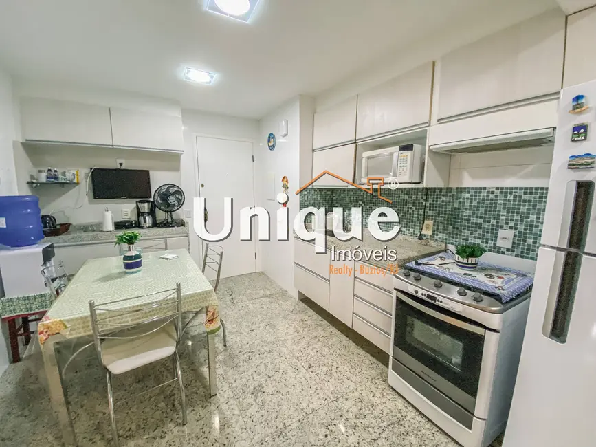 Apartamento com 3 quartos à venda, 140m2 em Centro, Cabo Frio - RJ - imagem 6 Foto 6 de Apartamento com 3 quartos à venda, 140m2 em Centro, Cabo Frio - RJ