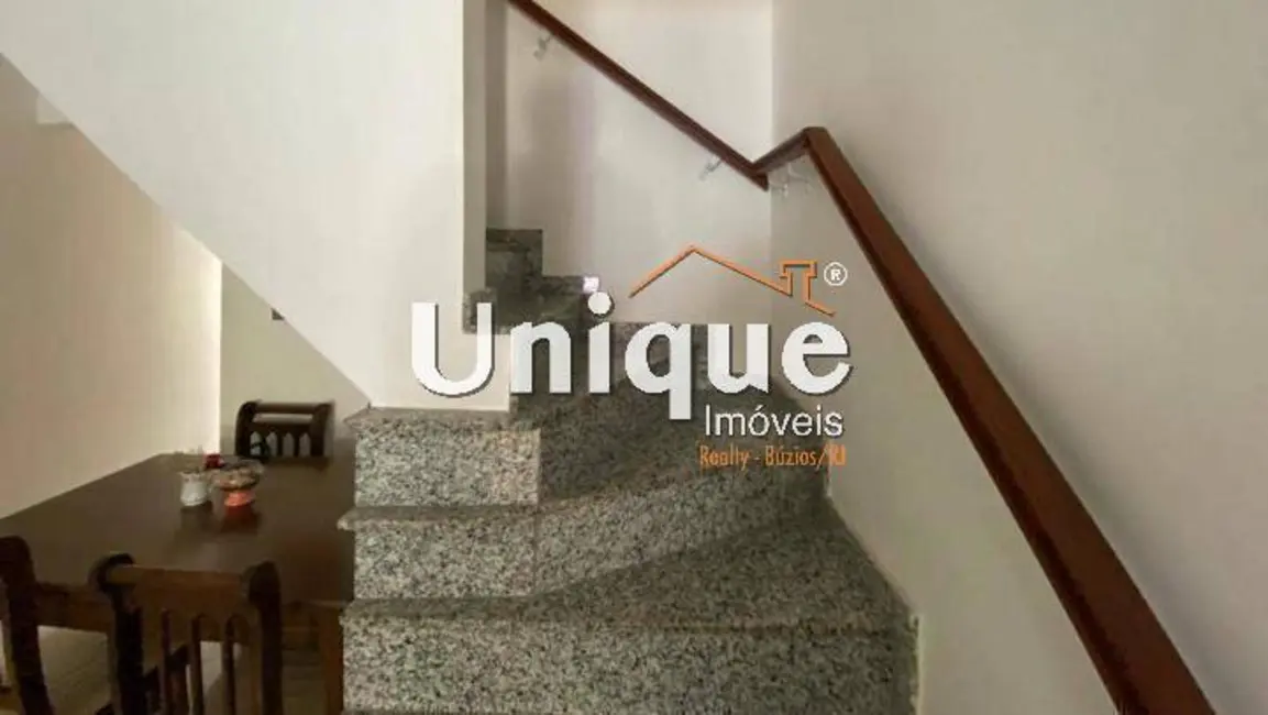 Foto 5 de Casa com 4 quartos à venda, 130m2 em Parque Burle, Cabo Frio - RJ