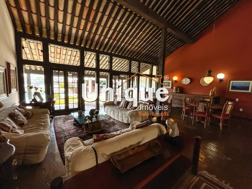 Foto 6 de Casa com 9 quartos à venda, 670m2 em São Bento, Cabo Frio - RJ