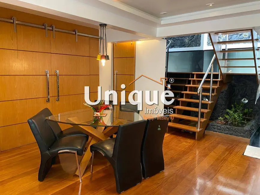 Cobertura com 3 quartos à venda, 175m2 em Centro, Cabo Frio - RJ - imagem 5 Foto 5 de Cobertura com 3 quartos à venda, 175m2 em Centro, Cabo Frio - RJ