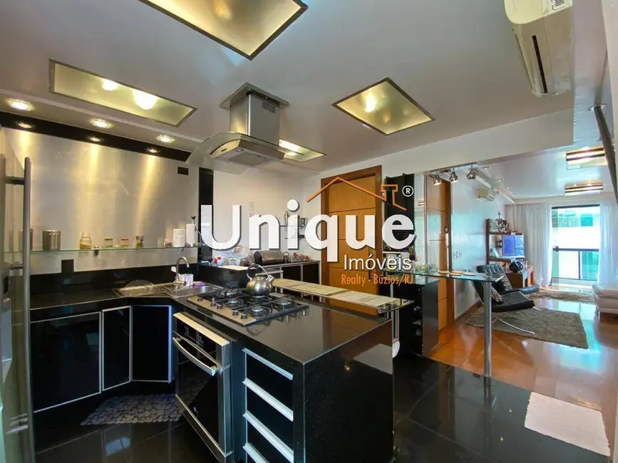 Cobertura com 3 quartos à venda, 175m2 em Centro, Cabo Frio - RJ - imagem 9 Foto 9 de Cobertura com 3 quartos à venda, 175m2 em Centro, Cabo Frio - RJ