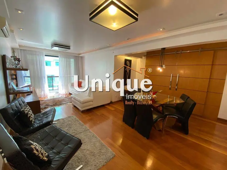 Foto 2 de Cobertura com 3 quartos à venda, 175m2 em Centro, Cabo Frio - RJ