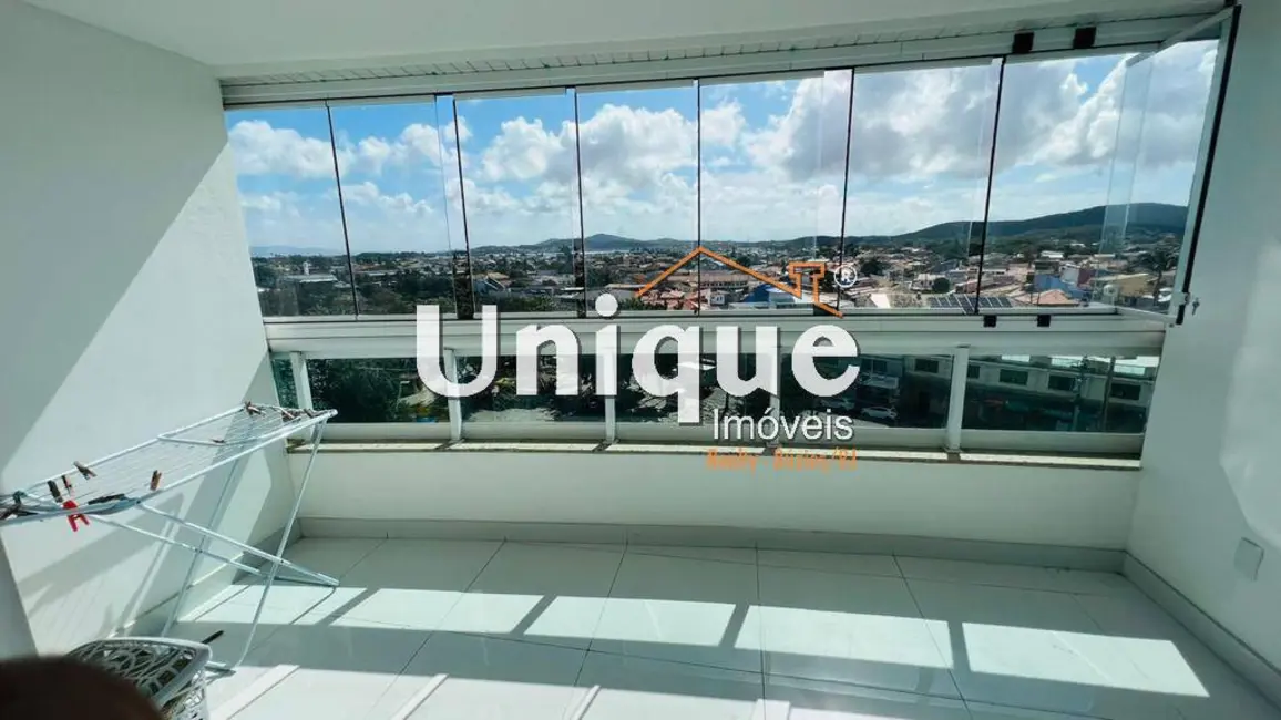 Foto 4 de Cobertura com 3 quartos à venda, 138m2 em Parque Central, Cabo Frio - RJ