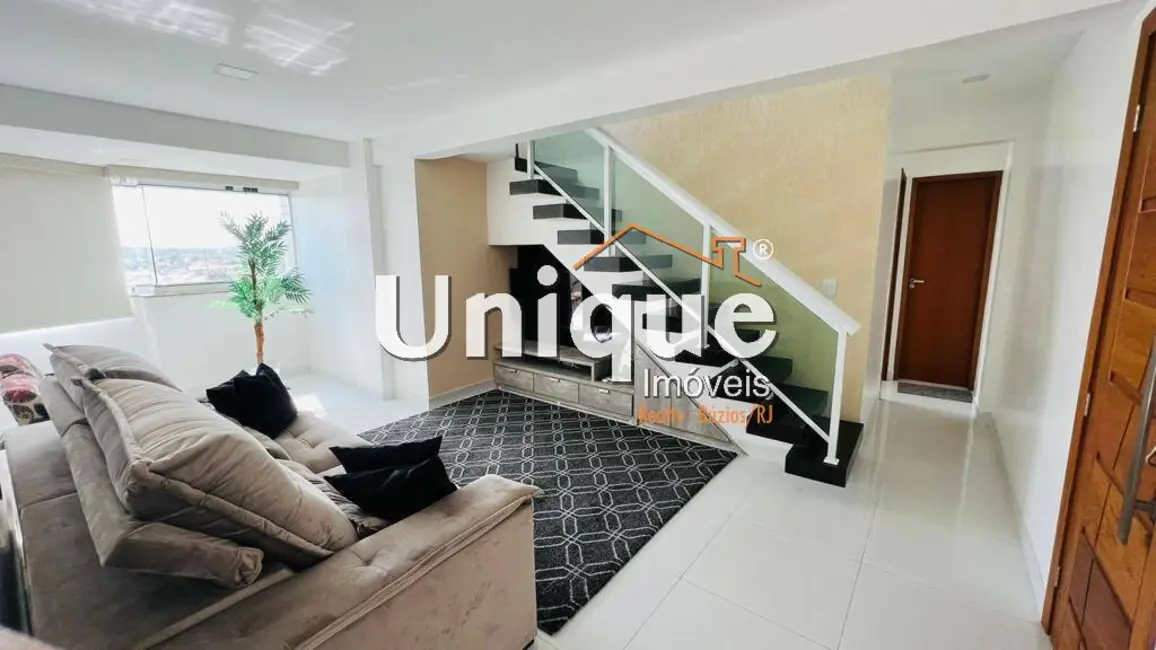 Foto 3 de Cobertura com 3 quartos à venda, 138m2 em Parque Central, Cabo Frio - RJ