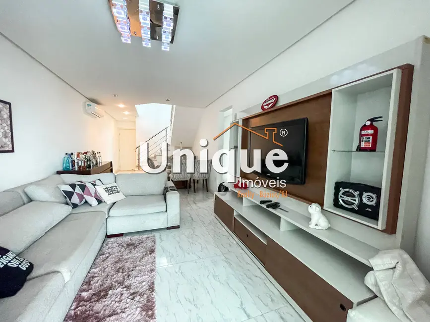 Cobertura com 4 quartos à venda, 240m2 em Braga, Cabo Frio - RJ - imagem 4 Foto 4 de Cobertura com 4 quartos à venda, 240m2 em Braga, Cabo Frio - RJ