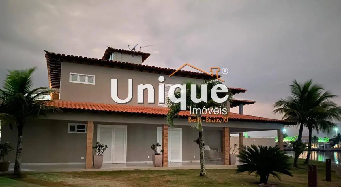 Casa com 5 quartos à venda, 470m2 em São Bento, Cabo Frio - RJ - imagem 3 Foto 3 de Casa com 5 quartos à venda, 470m2 em São Bento, Cabo Frio - RJ