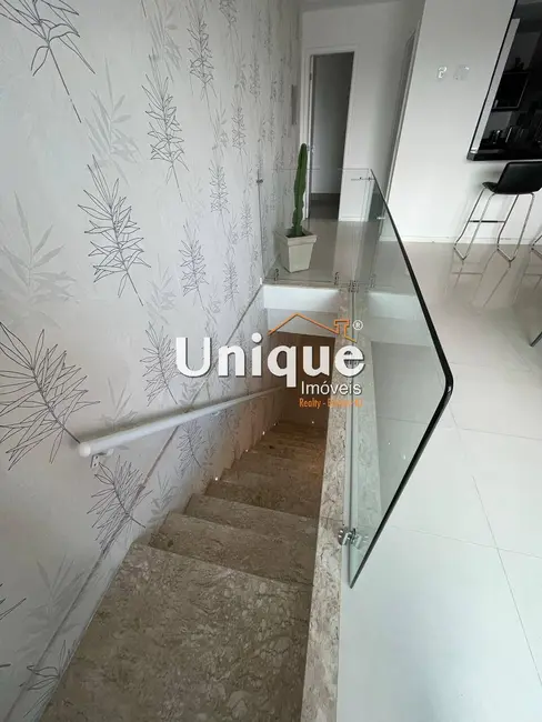 Cobertura com 4 quartos à venda, 200m2 em Braga, Cabo Frio - RJ - imagem 5 Foto 5 de Cobertura com 4 quartos à venda, 200m2 em Braga, Cabo Frio - RJ