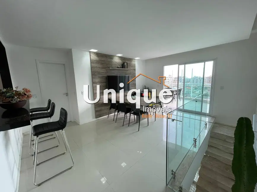 Cobertura com 4 quartos à venda, 200m2 em Braga, Cabo Frio - RJ - imagem 3 Foto 3 de Cobertura com 4 quartos à venda, 200m2 em Braga, Cabo Frio - RJ