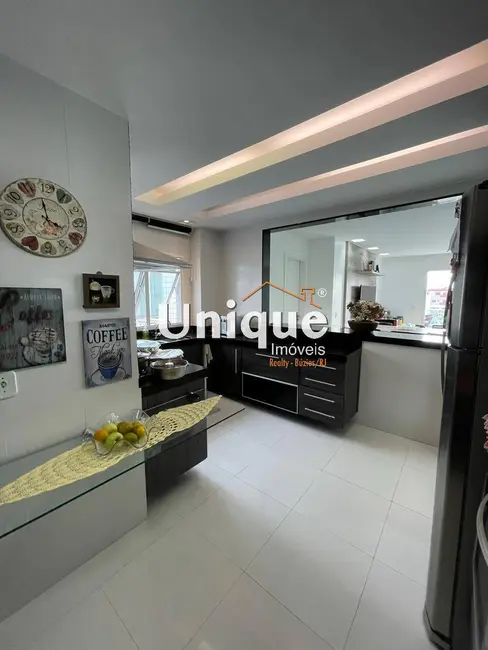 Cobertura com 4 quartos à venda, 200m2 em Braga, Cabo Frio - RJ - imagem 4 Foto 4 de Cobertura com 4 quartos à venda, 200m2 em Braga, Cabo Frio - RJ