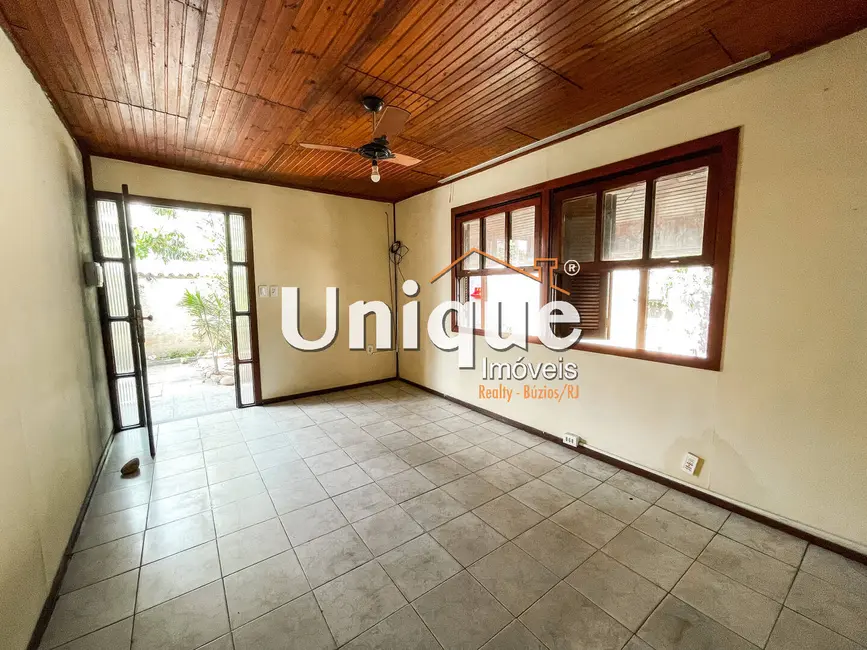 Foto 2 de Casa com 3 quartos à venda, 140m2 em Braga, Cabo Frio - RJ
