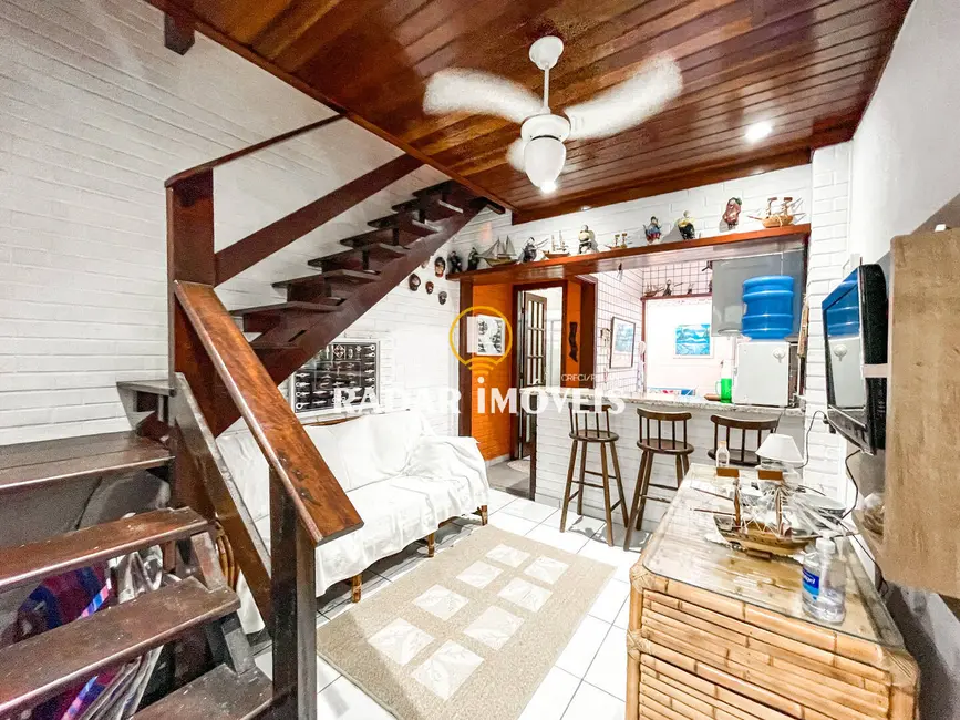 Foto 1 de Casa com 3 quartos à venda, 80m2 em Peró, Cabo Frio - RJ