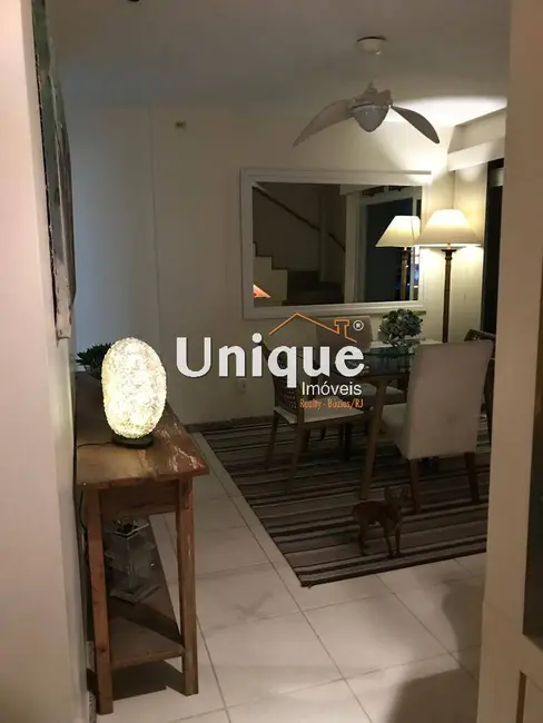 Cobertura com 3 quartos à venda, 190m2 em Centro, Cabo Frio - RJ - imagem 4 Foto 4 de Cobertura com 3 quartos à venda, 190m2 em Centro, Cabo Frio - RJ