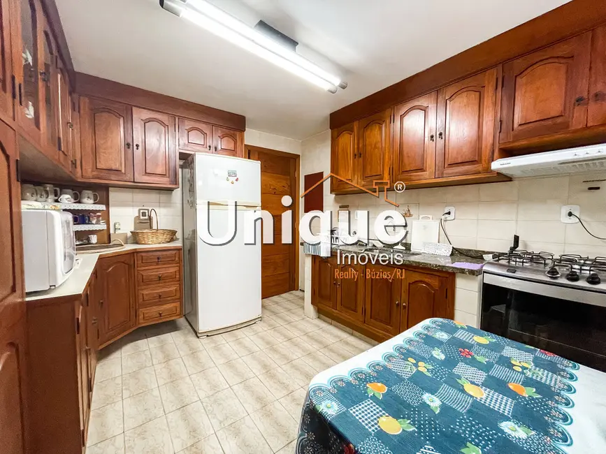 Apartamento com 4 quartos à venda, 150m2 em Centro, Cabo Frio - RJ - imagem 7 Foto 7 de Apartamento com 4 quartos à venda, 150m2 em Centro, Cabo Frio - RJ