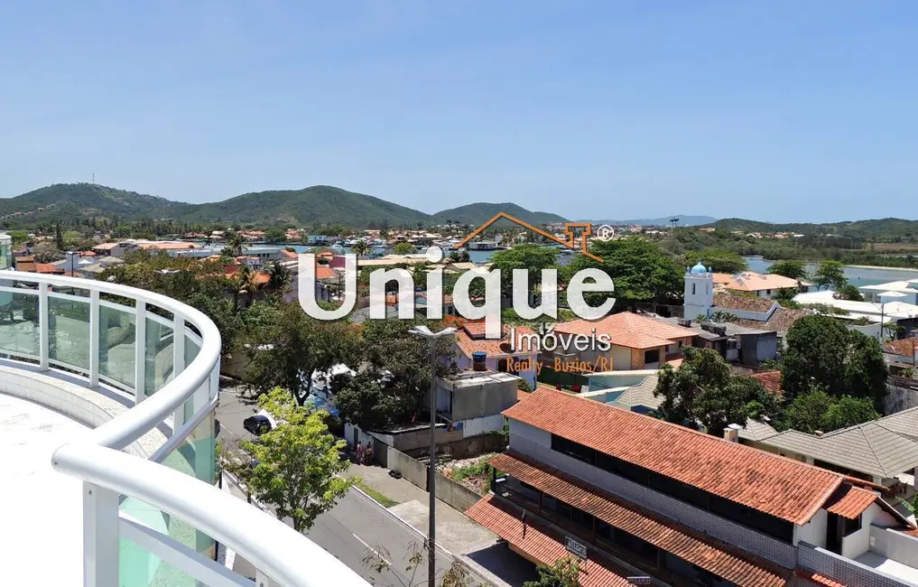 Cobertura com 3 quartos à venda, 190m2 em Passagem, Cabo Frio - RJ - imagem 2 Foto 2 de Cobertura com 3 quartos à venda, 190m2 em Passagem, Cabo Frio - RJ