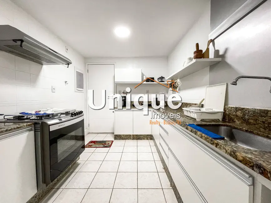 Foto 9 de Apartamento com 4 quartos à venda, 170m2 em Centro, Cabo Frio - RJ