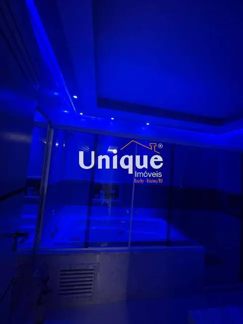 Foto 3 de Casa com 5 quartos à venda, 180m2 em Portinho, Cabo Frio - RJ