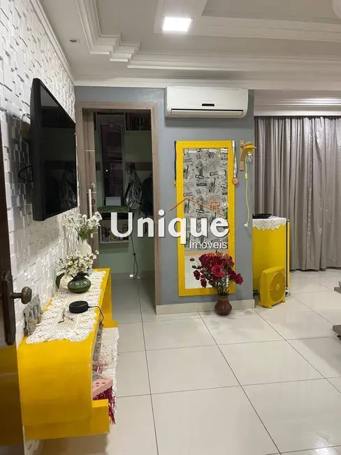 Foto 2 de Casa com 5 quartos à venda, 180m2 em Portinho, Cabo Frio - RJ
