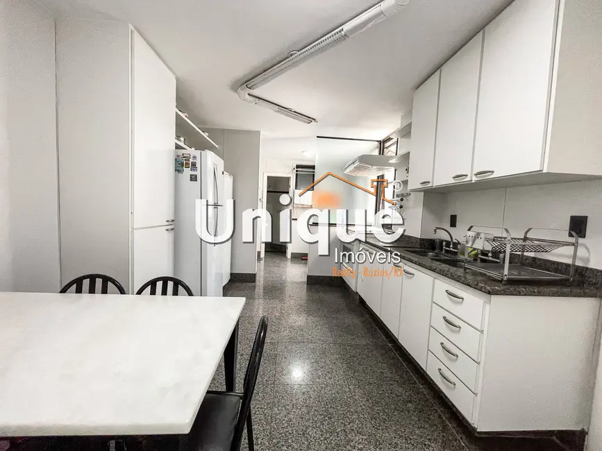 Apartamento com 3 quartos à venda, 160m2 em Vila Nova, Cabo Frio - RJ - imagem 5 Foto 5 de Apartamento com 3 quartos à venda, 160m2 em Vila Nova, Cabo Frio - RJ