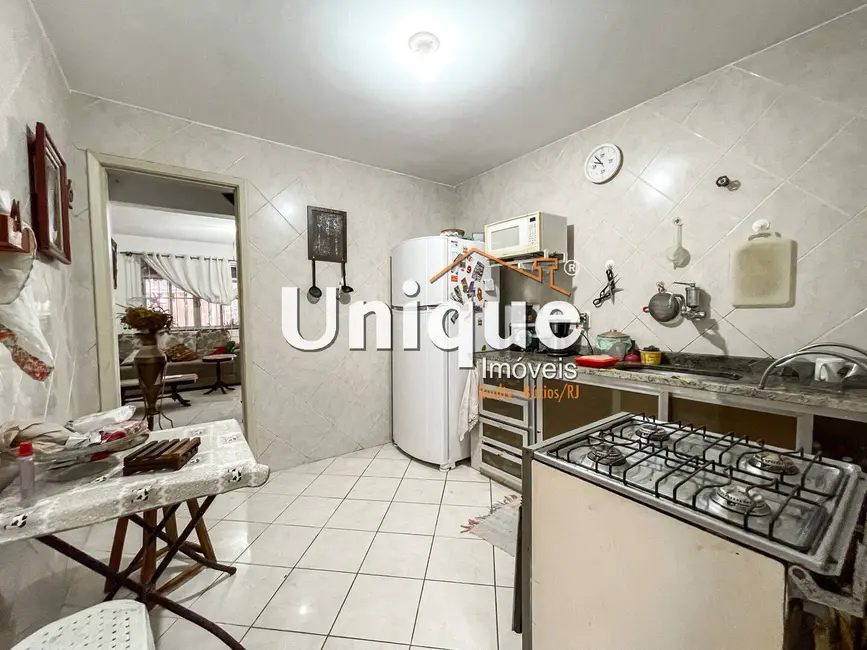 Foto 5 de Casa com 6 quartos à venda, 280m2 em Braga, Cabo Frio - RJ