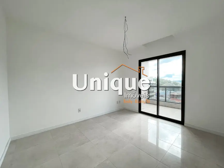 Cobertura com 2 quartos à venda, 95m2 em Centro, Cabo Frio - RJ - imagem 8 Foto 8 de Cobertura com 2 quartos à venda, 95m2 em Centro, Cabo Frio - RJ