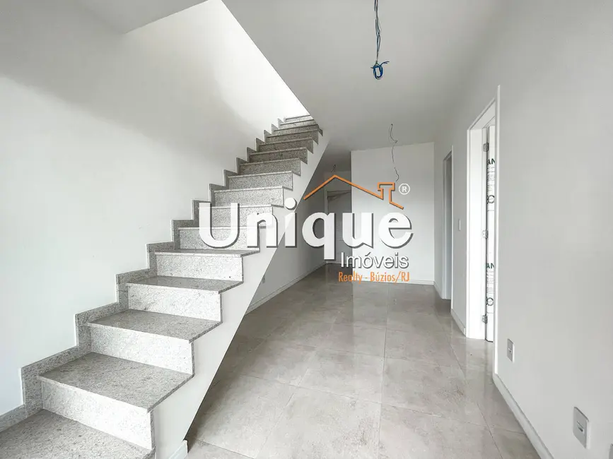 Cobertura com 2 quartos à venda, 95m2 em Centro, Cabo Frio - RJ - imagem 3 Foto 3 de Cobertura com 2 quartos à venda, 95m2 em Centro, Cabo Frio - RJ