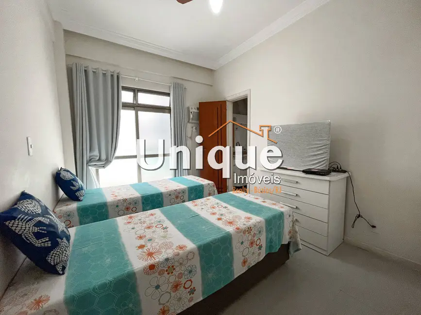 Apartamento com 3 quartos à venda, 120m2 em Centro, Cabo Frio - RJ - imagem 9 Foto 9 de Apartamento com 3 quartos à venda, 120m2 em Centro, Cabo Frio - RJ