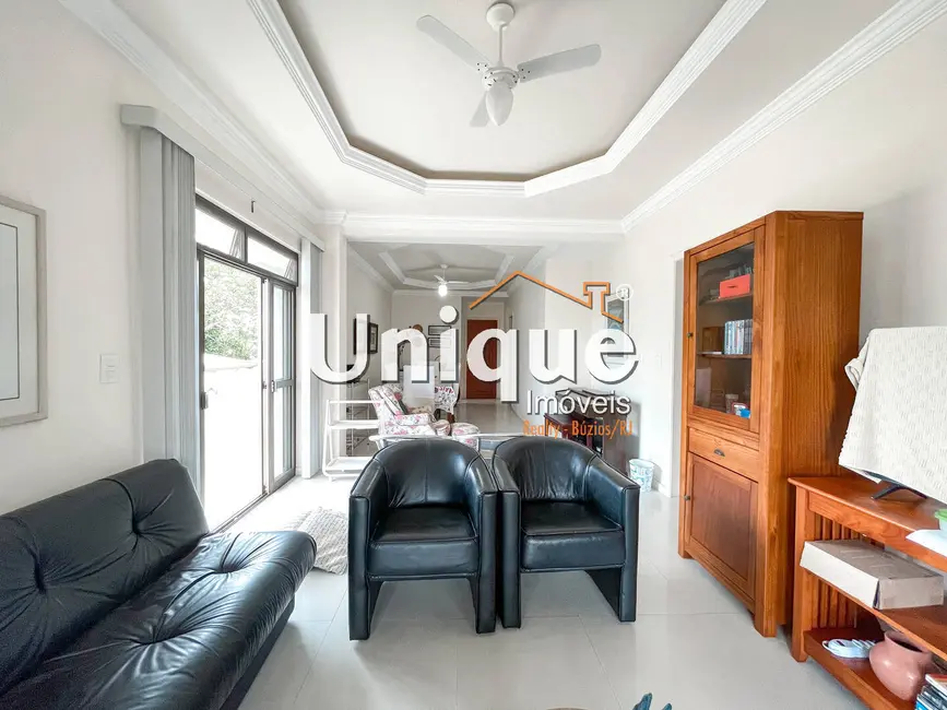 Apartamento com 3 quartos à venda, 120m2 em Centro, Cabo Frio - RJ - imagem 3 Foto 3 de Apartamento com 3 quartos à venda, 120m2 em Centro, Cabo Frio - RJ