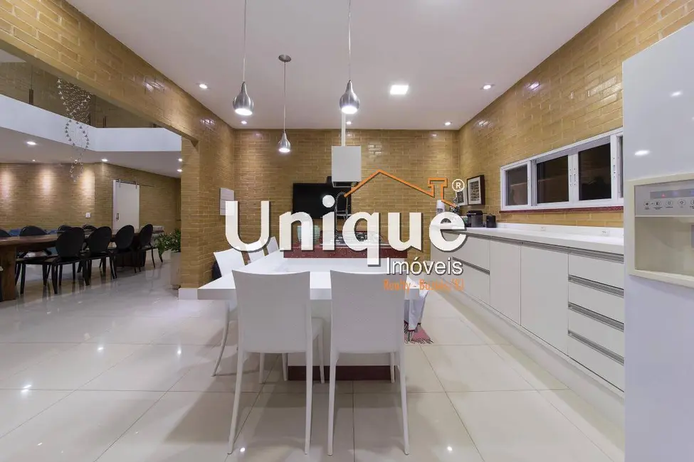 Foto 7 de Casa com 6 quartos à venda, 360m2 em Nova São Pedro, Sao Pedro Da Aldeia - RJ