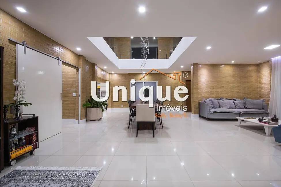 Foto 4 de Casa com 6 quartos à venda, 360m2 em Nova São Pedro, Sao Pedro Da Aldeia - RJ