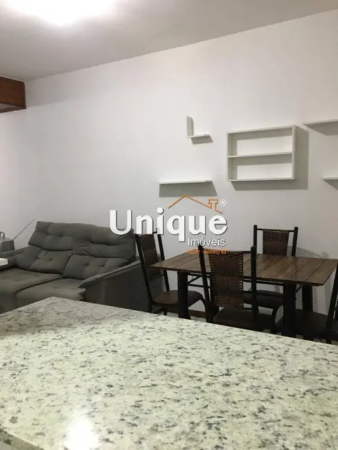 Foto 2 de Apartamento com 2 quartos à venda, 87m2 em Cabo Frio - RJ