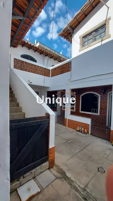 Foto 4 de Casa com 7 quartos à venda, 240m2 em Vila Nova, Cabo Frio - RJ