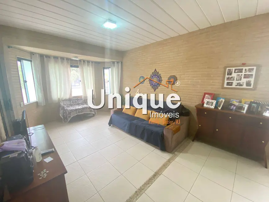 Foto 5 de Casa com 3 quartos à venda, 300m2 em Sao Pedro Da Aldeia - RJ