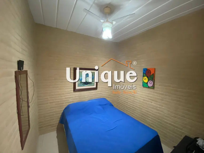 Foto 8 de Casa com 3 quartos à venda, 300m2 em Sao Pedro Da Aldeia - RJ