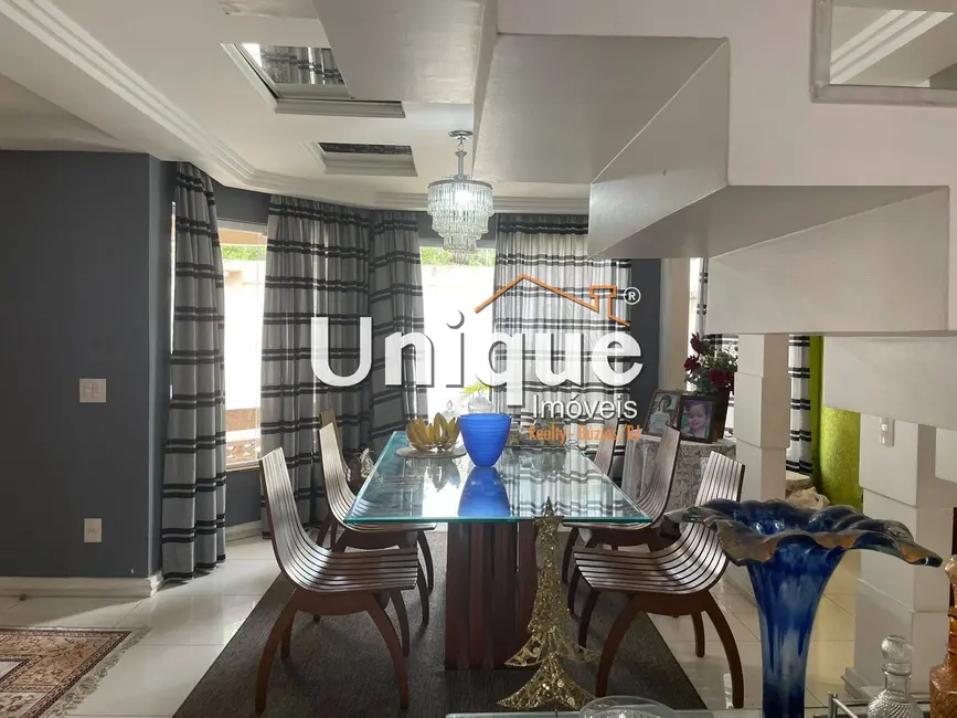 Casa com 4 quartos à venda, 280m2 em Jardim Excelsior, Cabo Frio - RJ - imagem 5 Foto 5 de Casa com 4 quartos à venda, 280m2 em Jardim Excelsior, Cabo Frio - RJ