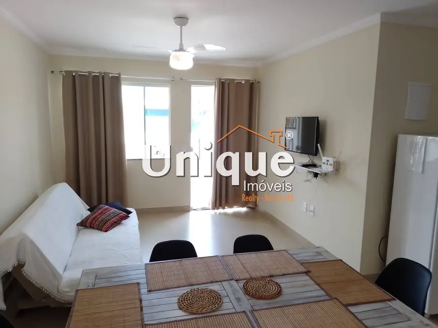 Casa com 3 quartos à venda, 105m2 em Peró, Cabo Frio - RJ - imagem 3 Foto 3 de Casa com 3 quartos à venda, 105m2 em Peró, Cabo Frio - RJ