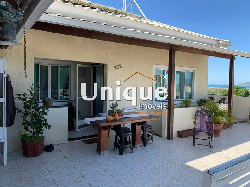 Foto 2 de Casa com 3 quartos à venda, 260m2 em Peró, Cabo Frio - RJ