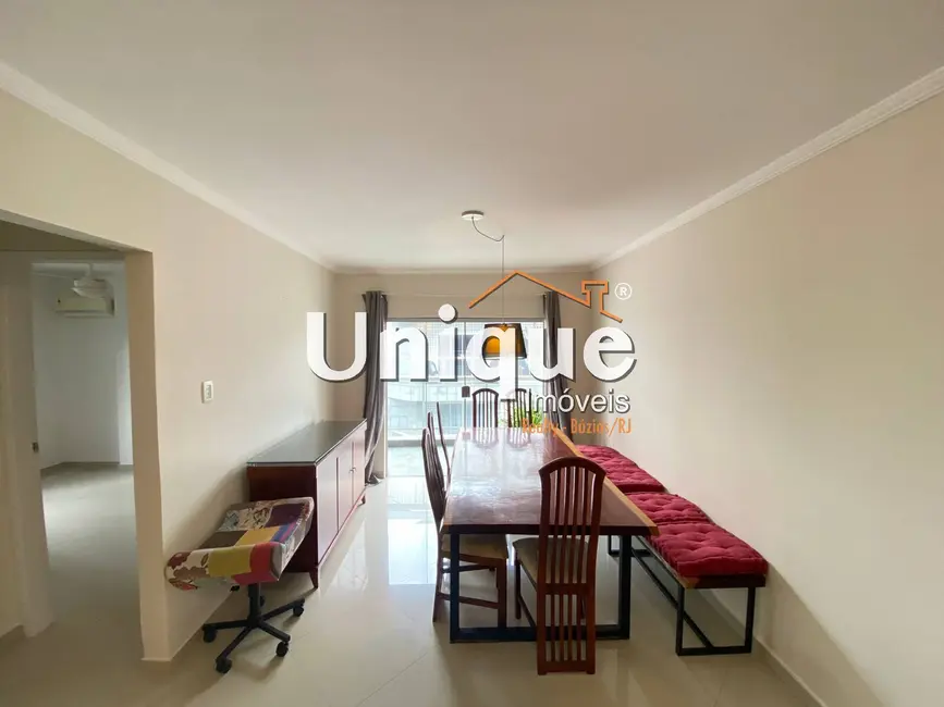 Foto 2 de Apartamento com 3 quartos à venda, 180m2 em São Bento, Cabo Frio - RJ