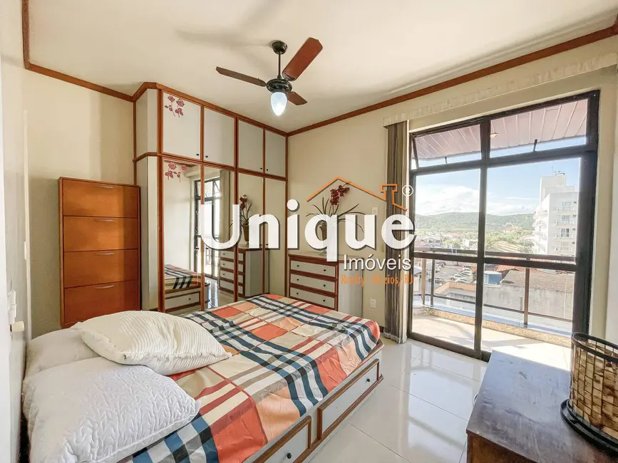 Foto 6 de Cobertura com 4 quartos à venda, 278m2 em Passagem, Cabo Frio - RJ