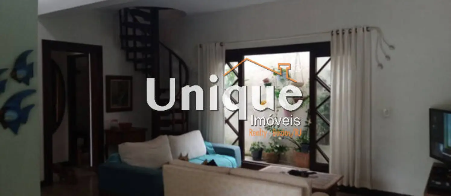 Foto 3 de Casa com 1 quarto à venda, 372m2 em Portinho, Cabo Frio - RJ