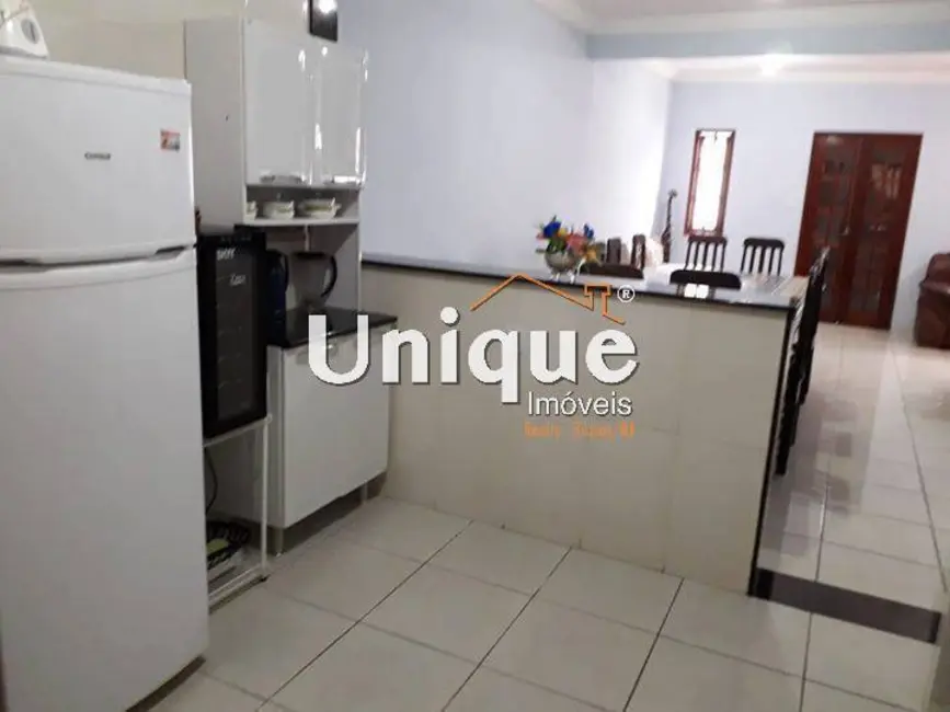 Casa com 5 quartos à venda, 179m2 em Ogiva, Cabo Frio - RJ - imagem 8 Foto 8 de Casa com 5 quartos à venda, 179m2 em Ogiva, Cabo Frio - RJ