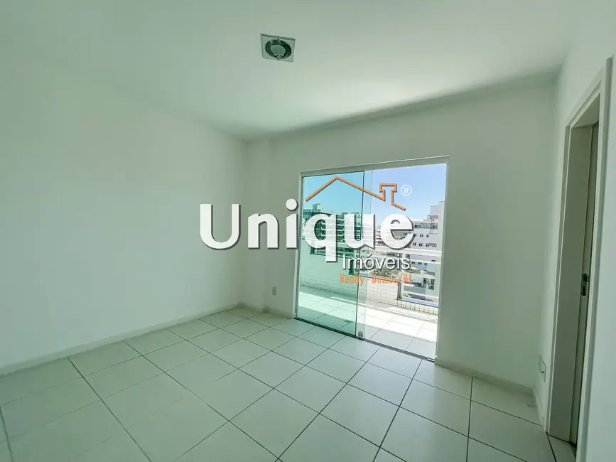 Foto 4 de Apartamento com 4 quartos à venda, 200m2 em Braga, Cabo Frio - RJ