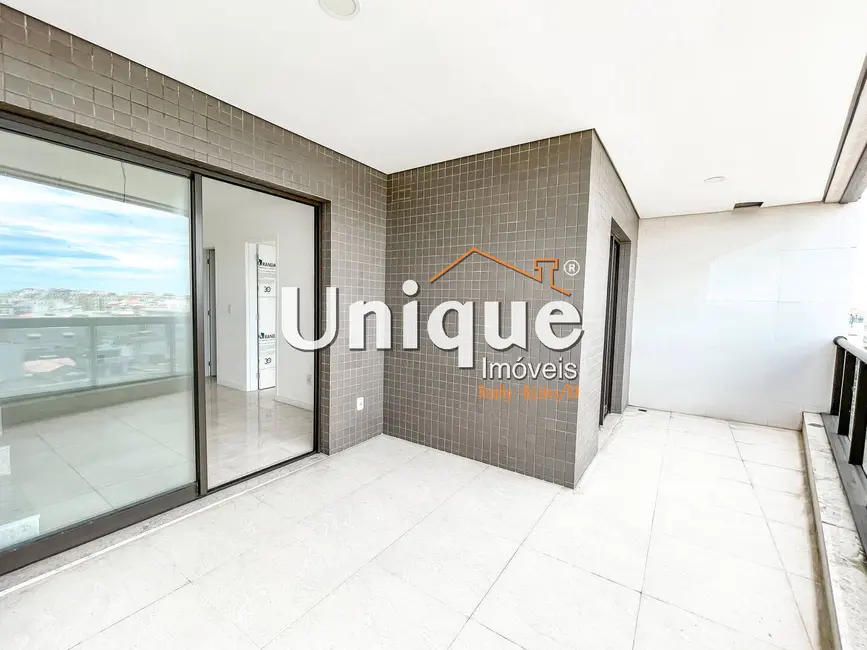 Apartamento com 2 quartos à venda, 127m2 em Centro, Cabo Frio - RJ - imagem 7 Foto 7 de Apartamento com 2 quartos à venda, 127m2 em Centro, Cabo Frio - RJ