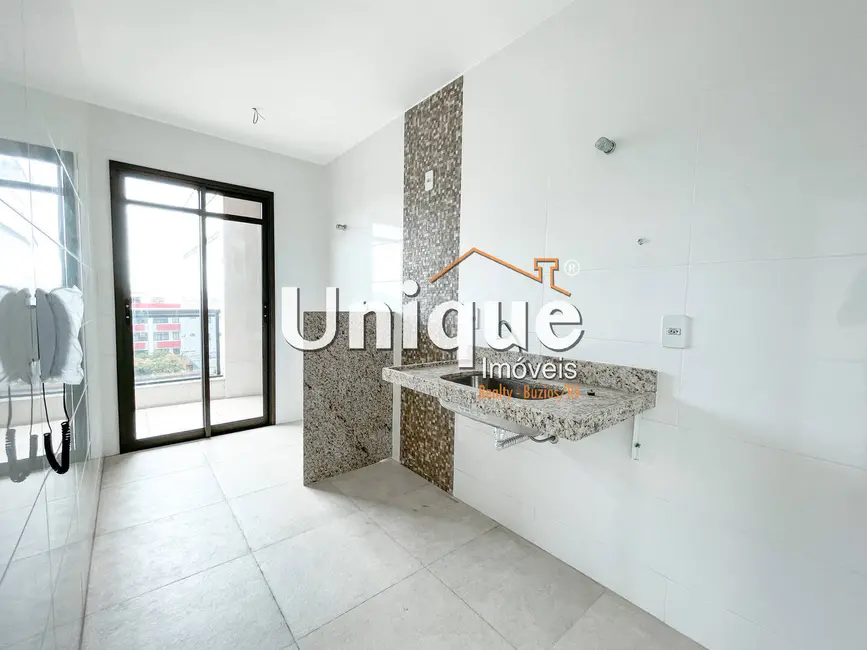 Foto 9 de Apartamento com 2 quartos à venda, 124m2 em Centro, Cabo Frio - RJ