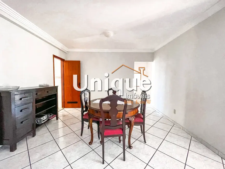 Apartamento com 3 quartos à venda, 210m2 em Vila Nova, Cabo Frio - RJ - imagem 5 Foto 5 de Apartamento com 3 quartos à venda, 210m2 em Vila Nova, Cabo Frio - RJ