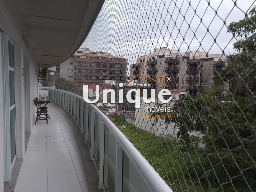 Foto 1 de Apartamento com 3 quartos à venda, 110m2 em Passagem, Cabo Frio - RJ
