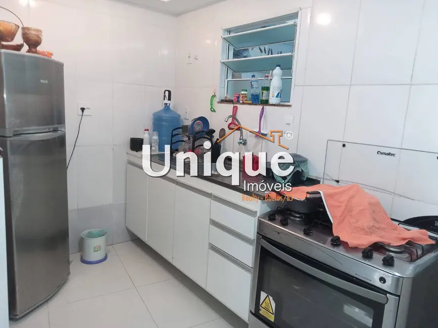 Foto 6 de Casa com 2 quartos à venda, 70m2 em Parque Burle, Cabo Frio - RJ