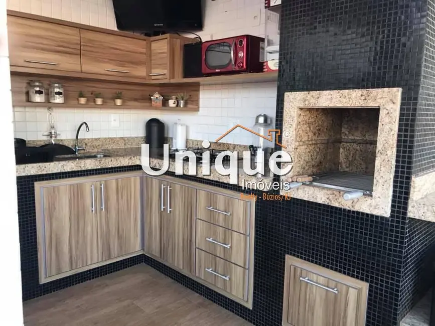 Foto 1 de Cobertura com 3 quartos à venda, 180m2 em Centro, Cabo Frio - RJ